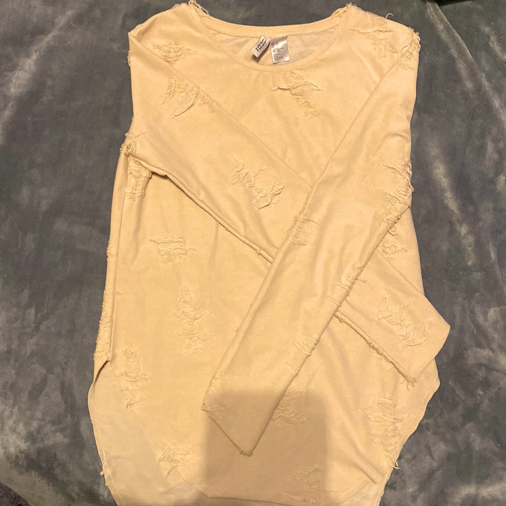 h&m (divided) tan distressed long xs size shirt